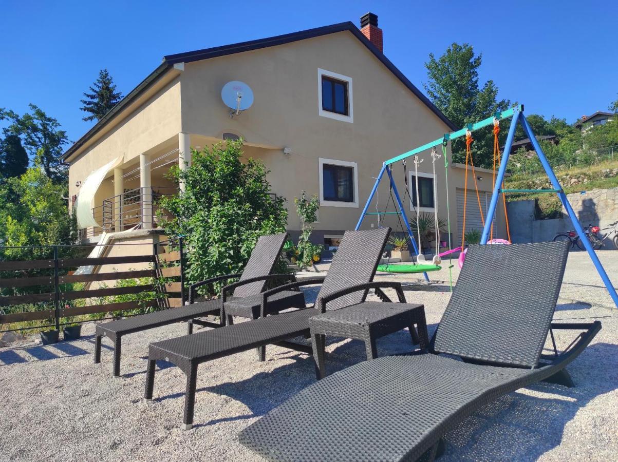 Haus Natura Jurdani Buitenkant foto
