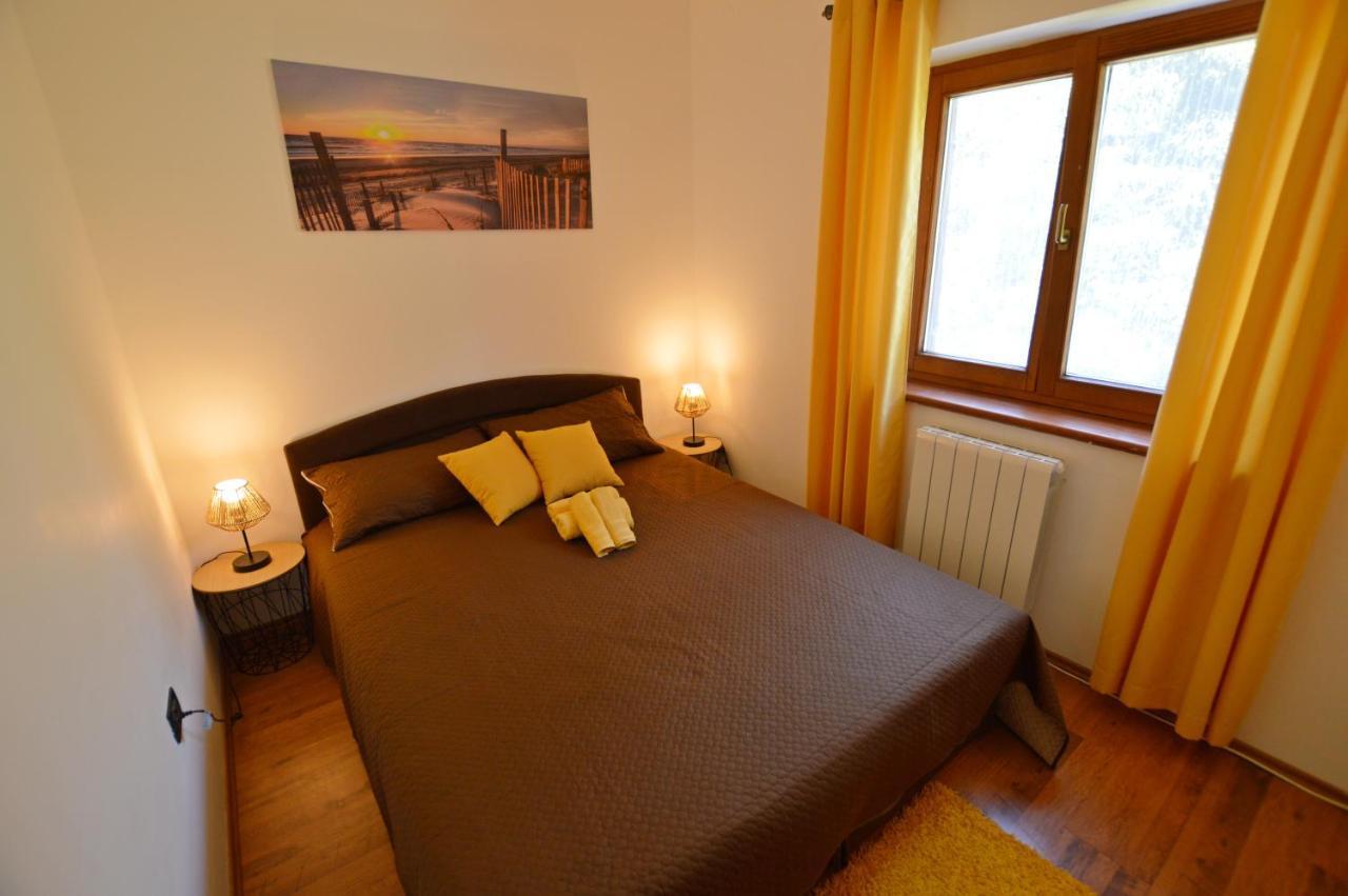 Haus Natura Jurdani Buitenkant foto