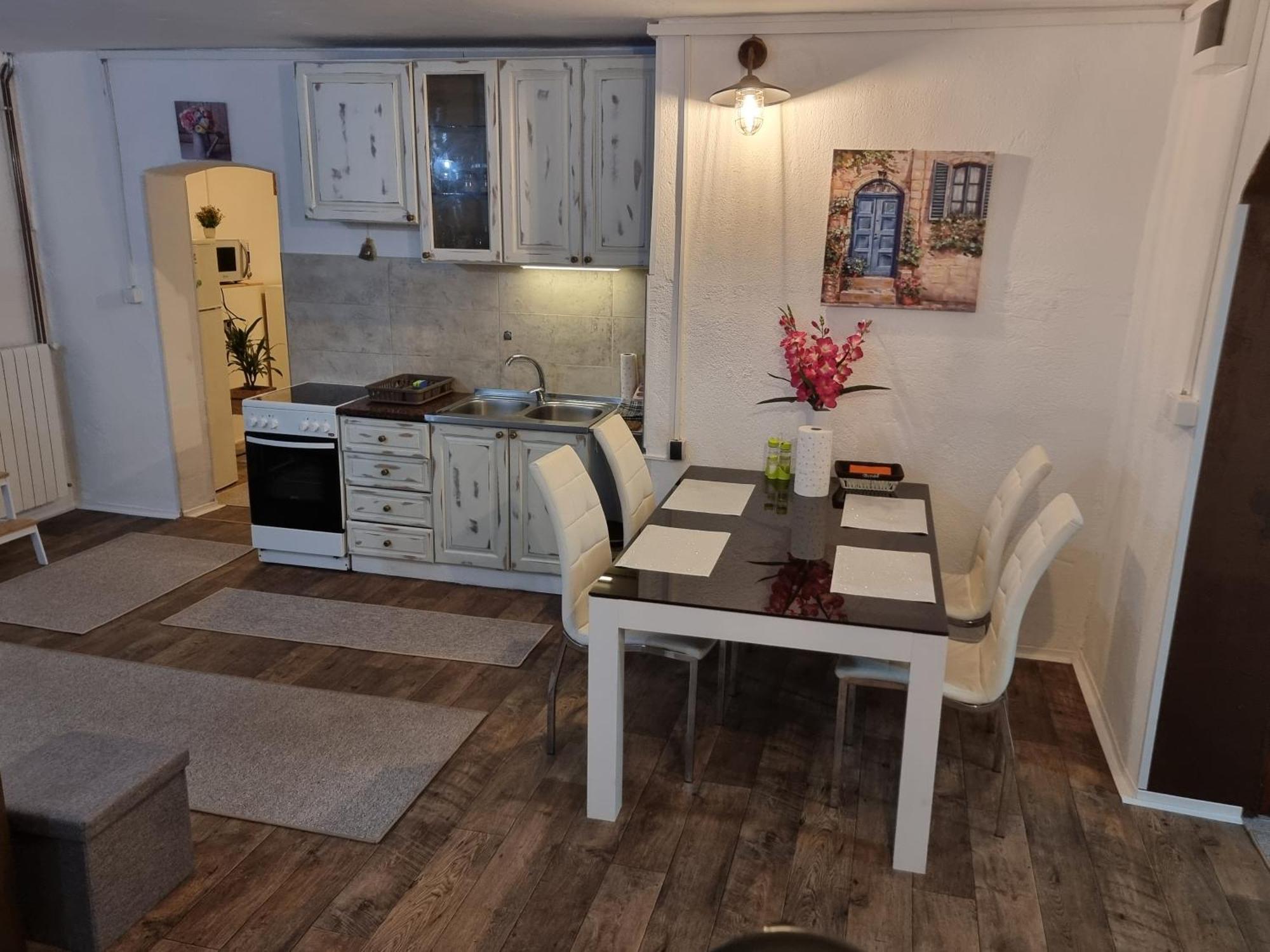 Haus Natura Jurdani Buitenkant foto