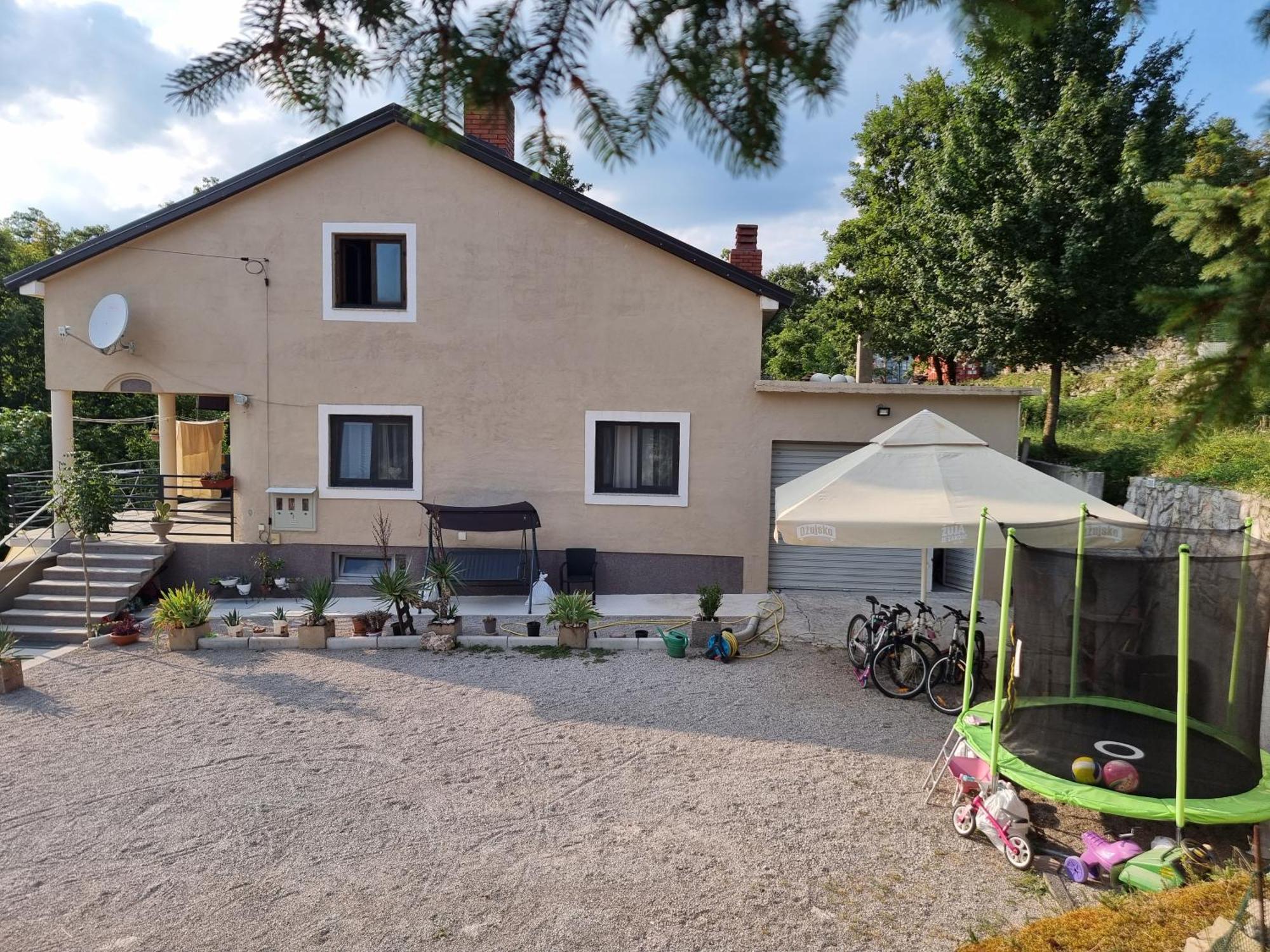 Haus Natura Jurdani Buitenkant foto